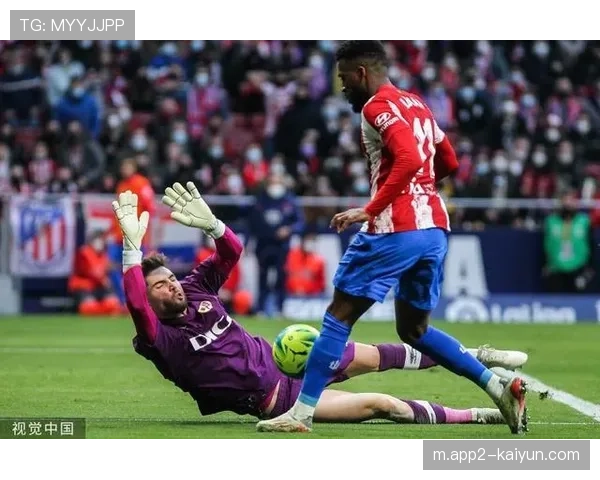 科雷亚双响领衔里尔大胜梅斯,球队士气飙升 科雷亚双响领衔里尔大胜梅斯,球队士气飙升